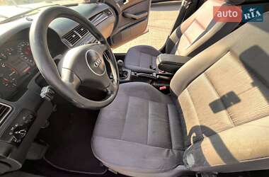 Седан Audi A6 1999 в 