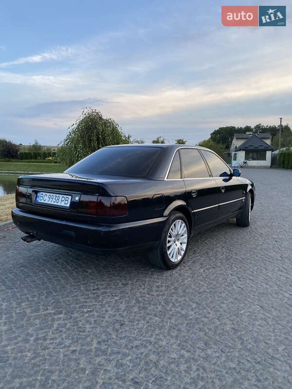 Седан Audi A6 1995 в Львове
