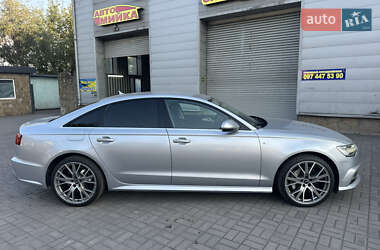 Седан Audi A6 2018 в 