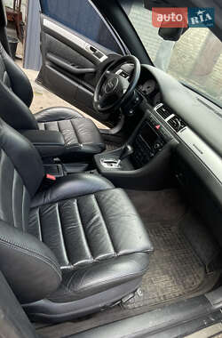 Универсал Audi A6 2004 в 