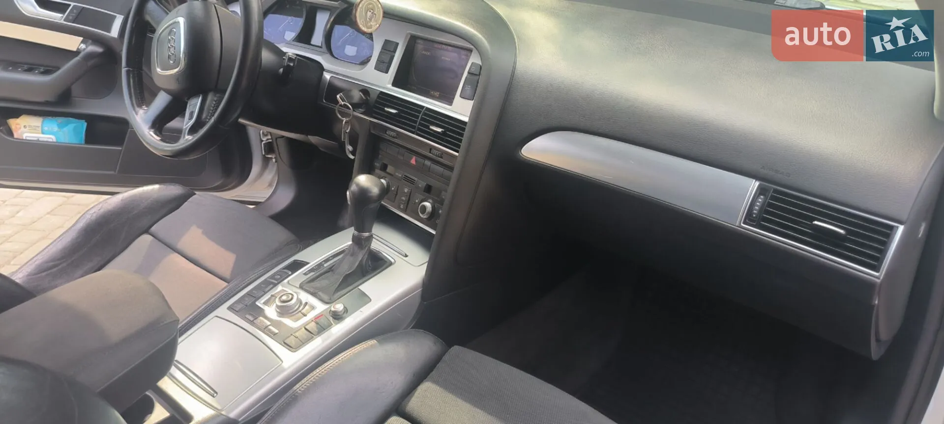 2010 Audi A6 - мініатюра 21