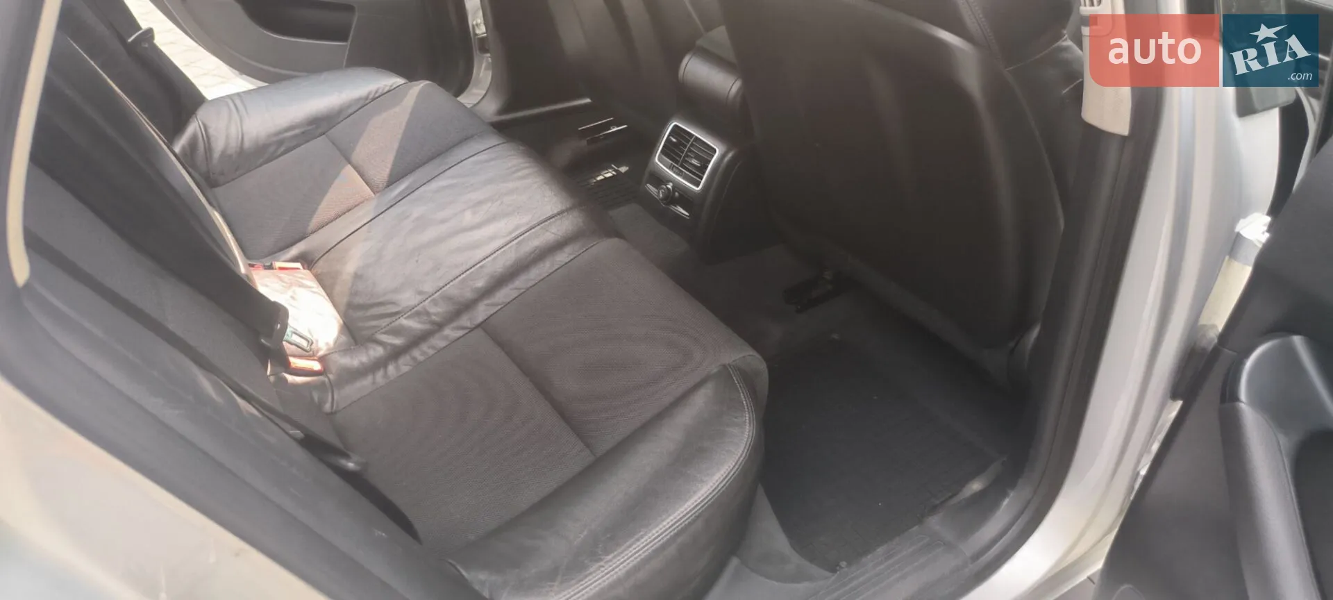 2010 Audi A6 - мініатюра 25