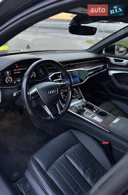 Седан Audi A6 2019 в 