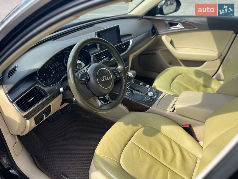 Седан Audi A6 2013 в Луцке