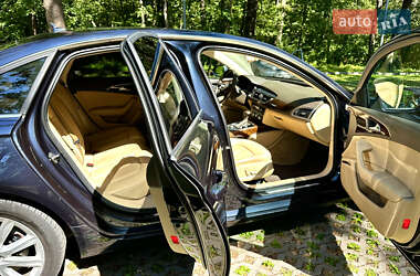 Седан Audi A6 2013 в 