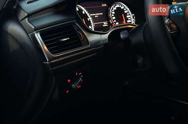 Седан Audi A6 2013 в 