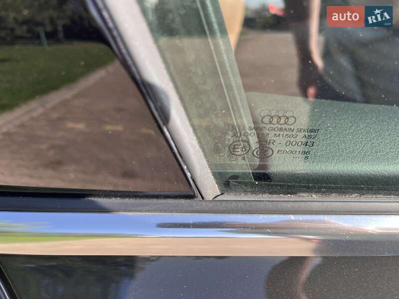 Универсал Audi A6 2015 в Киеве