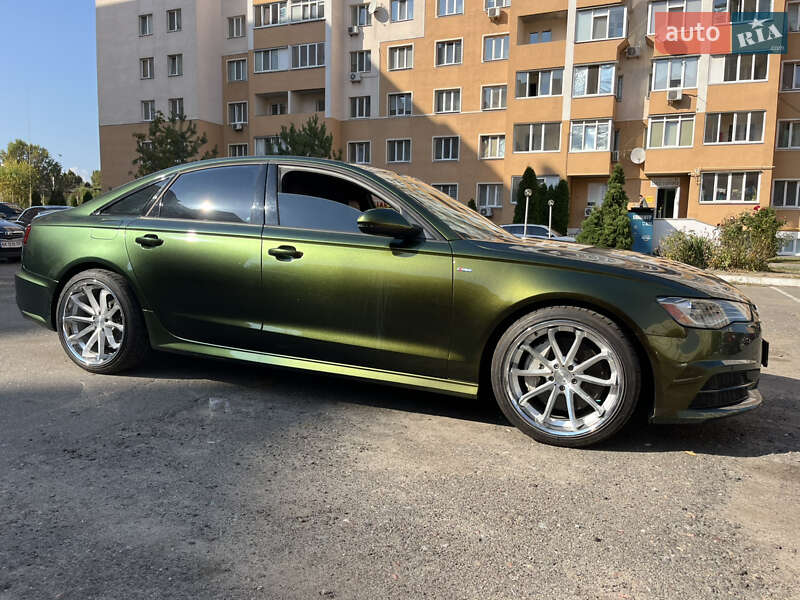 Седан Audi A6 2018 в 