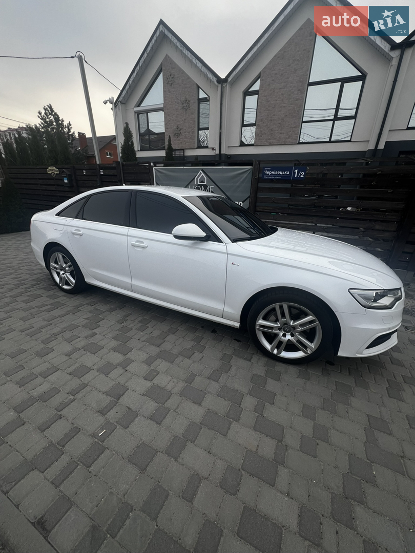 2011 Audi A6 - мініатюра 2