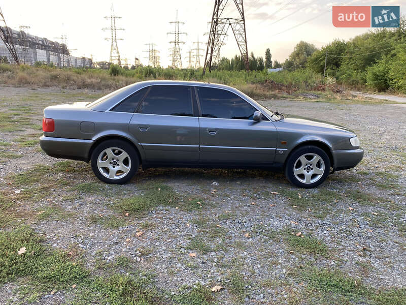 Седан Audi A6 1996 в Ладыжине фото 6 Седан Audi A6 1996 в Ладыжине