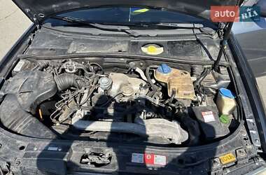Універсал Audi A6 2004 в 