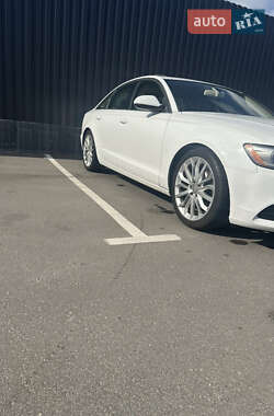 Седан Audi A6 2012 в 