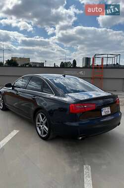 Седан Audi A6 2014 в 
