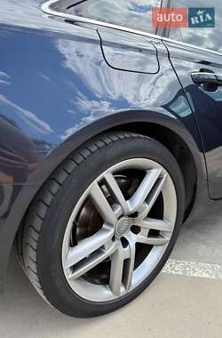 Седан Audi A6 2014 в 