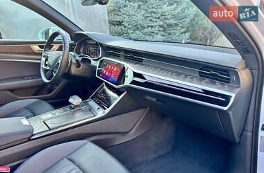 Седан Audi A6 2019 в 