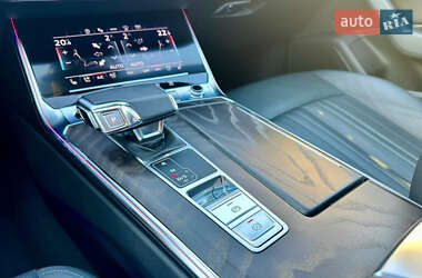 Седан Audi A6 2019 в 