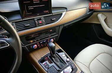 Седан Audi A6 2016 в 