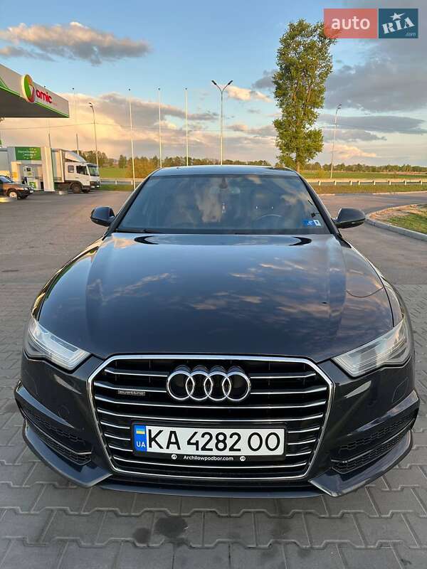 Седан Audi A6 2016 в Ромнах