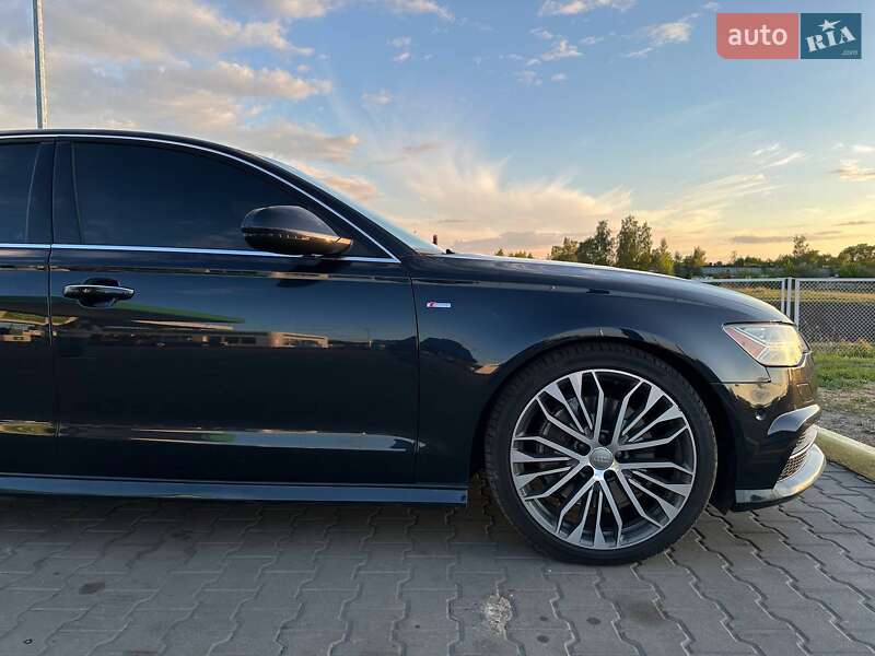 Седан Audi A6 2016 в Ромнах