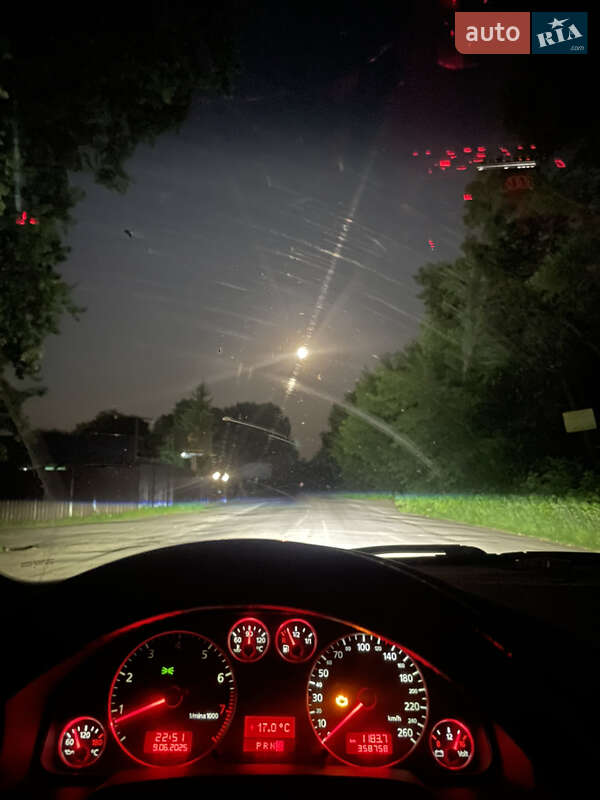 Седан Audi A6 2002 в Попельне