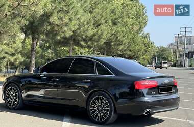 Седан Audi A6 2014 в 
