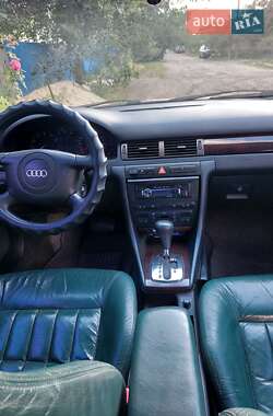 Седан Audi A6 1998 в 