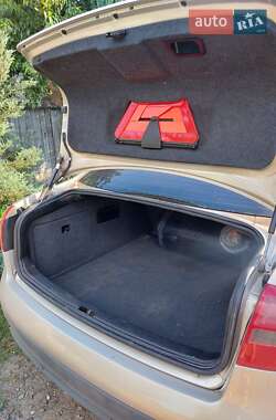 Седан Audi A6 1998 в 