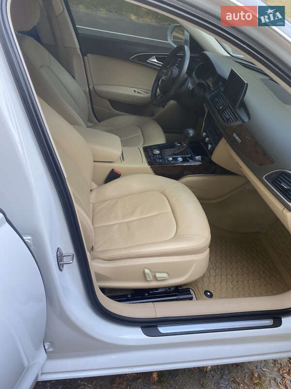 Седан Audi A6 2012 в Львове