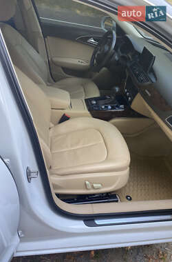 Седан Audi A6 2012 в 