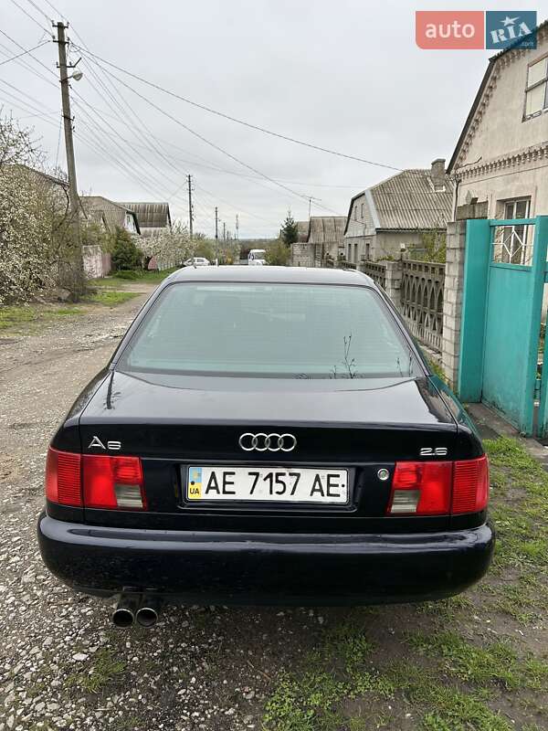 Седан Audi A6 1996 в Киеве фото 2 Седан Audi A6 1996 в Киеве
