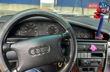 Седан Audi A6 1995 в 