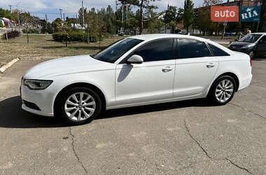 Седан Audi A6 2012 в 