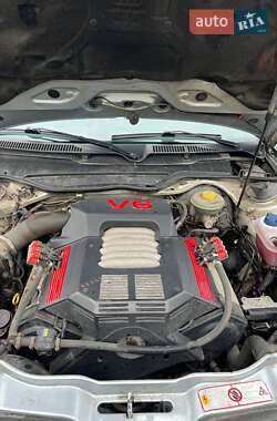 Седан Audi A6 1995 в 