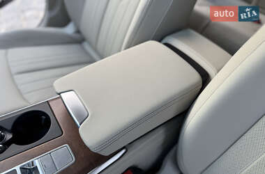 Седан Audi A6 2018 в 