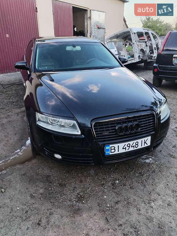 Седан Audi A6 2004 в Барышевке