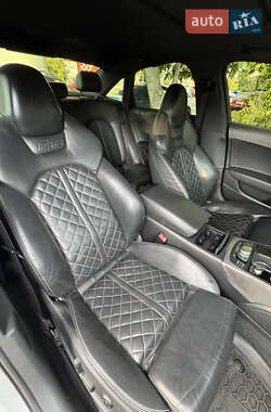 Седан Audi A6 2013 в 
