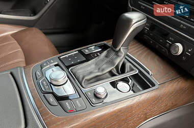 Седан Audi A6 2015 в 