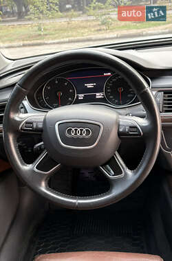 Седан Audi A6 2015 в 