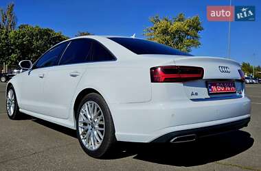 Седан Audi A6 2015 в 