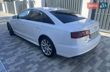 Седан Audi A6 2015 в 