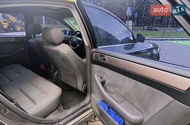 Седан Audi A6 1998 в 