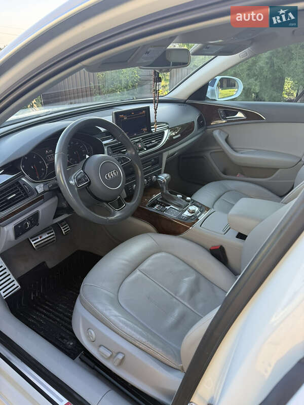 Седан Audi A6 2014 в Гусятине