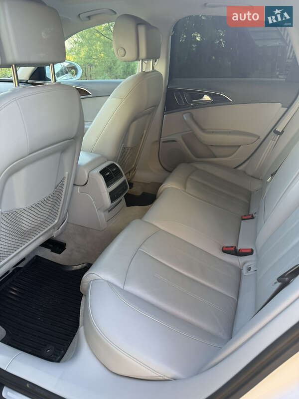 Седан Audi A6 2014 в Гусятине
