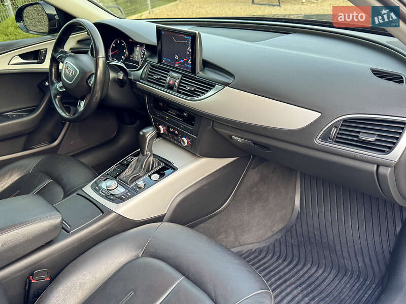 Седан Audi A6 2015 в Самборе