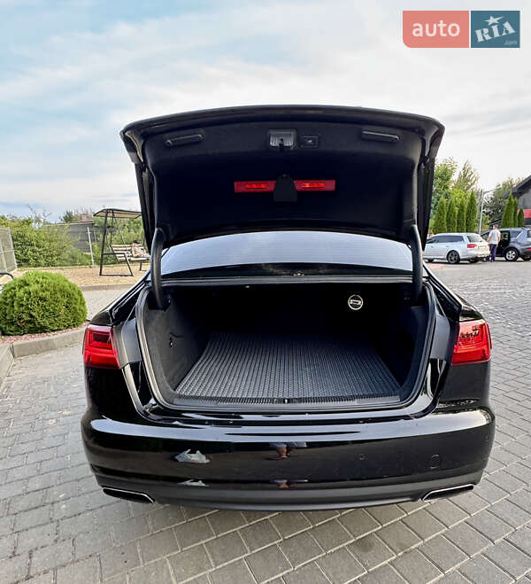 Седан Audi A6 2015 в Самборе