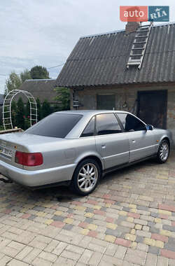 Седан Audi A6 1996 в 