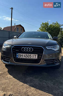 Седан Audi A6 2013 в 