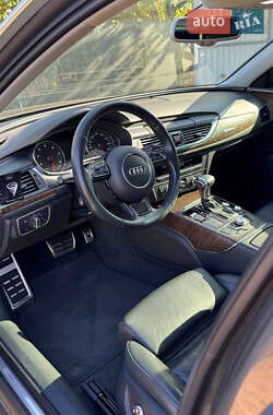 Седан Audi A6 2013 в 