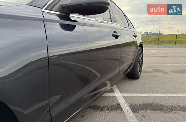 Седан Audi A6 2012 в 
