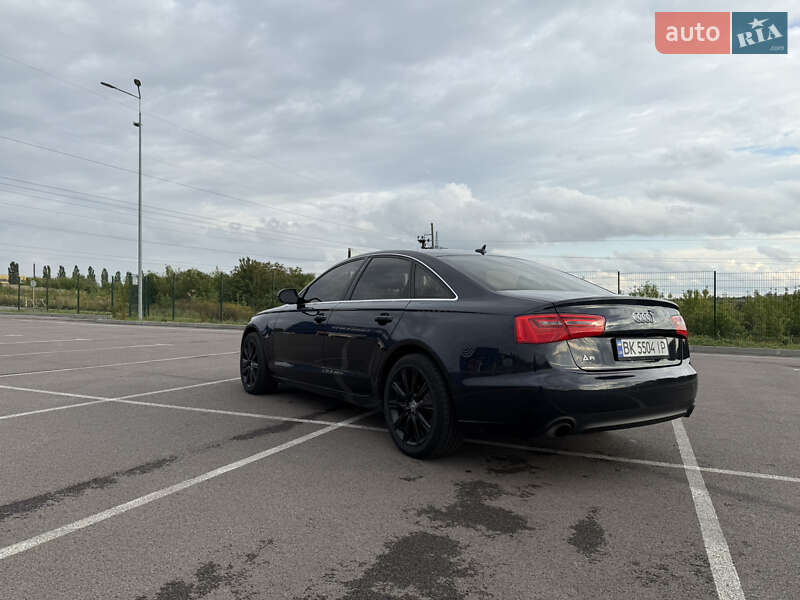 Седан Audi A6 2012 в Рівному